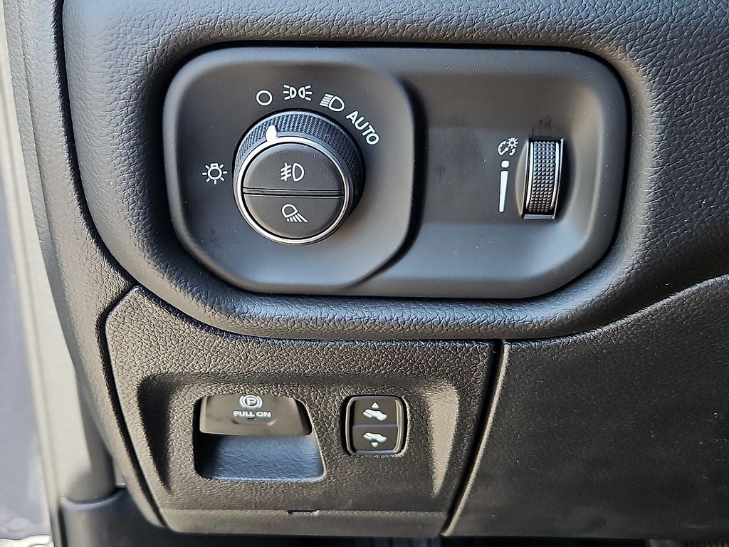 2026 RAM Ram 1500 RAM 1500 LONE STAR CREW CAB 4X2 5'7' BOX