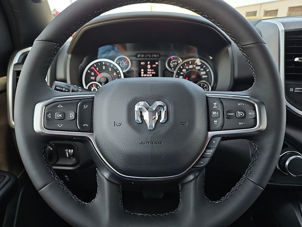 2026 RAM Ram 1500 RAM 1500 LONE STAR CREW CAB 4X2 5'7' BOX