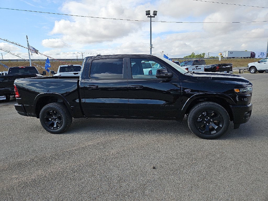 2027 RAM 1500 RAM 1500 LONE STAR CREW CAB 4X2 5'7' BOX