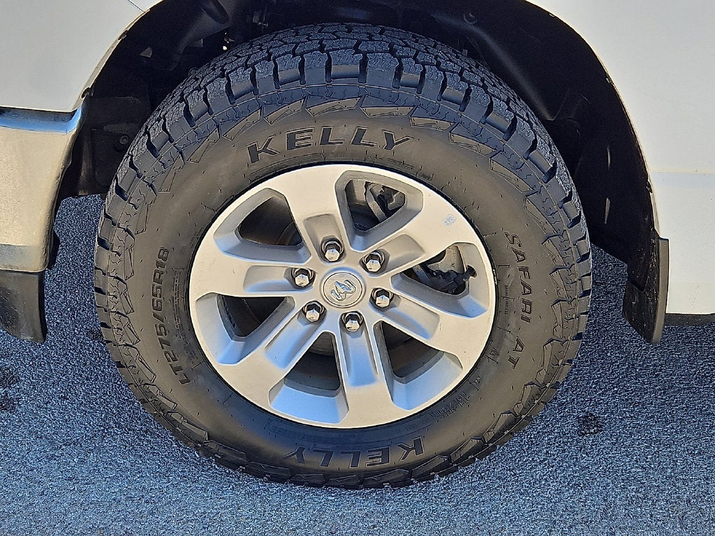 2023 RAM 1500 Laramie Crew Cab 4x2 5'7' Box