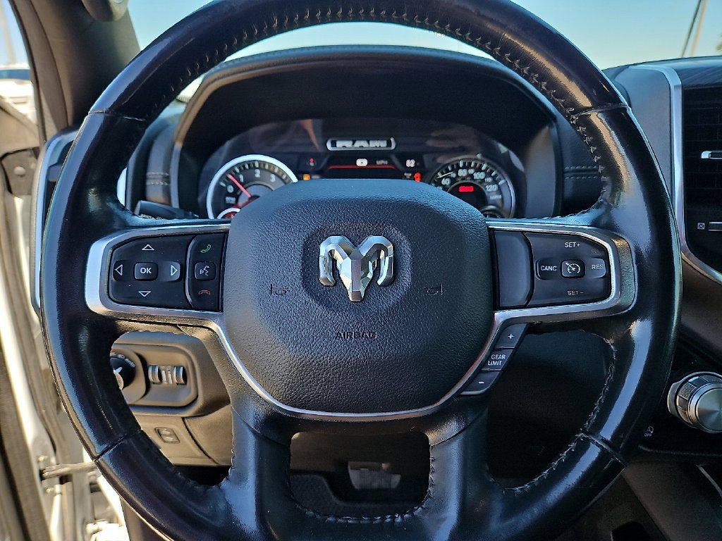 2023 RAM 1500 Laramie Crew Cab 4x2 5'7' Box