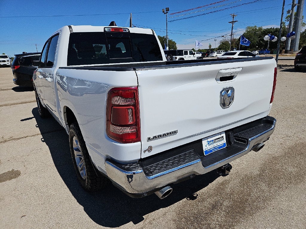 2023 RAM 1500 Laramie Crew Cab 4x2 5'7' Box