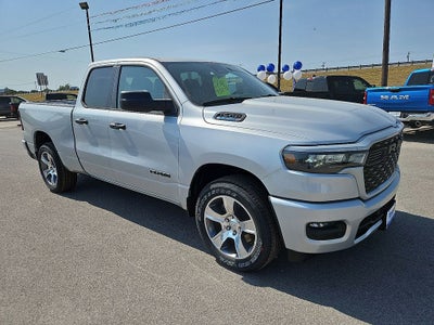 2026 RAM Ram 1500 RAM 1500 EXPRESS QUAD CAB 4X2 6'4' BOX