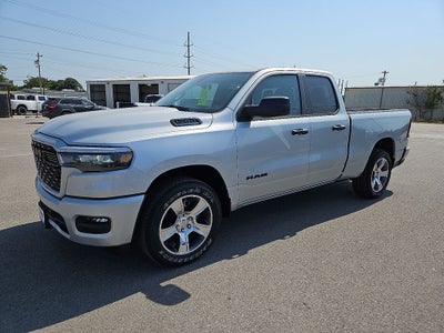 2026 RAM Ram 1500 RAM 1500 EXPRESS QUAD CAB 4X2 6'4' BOX