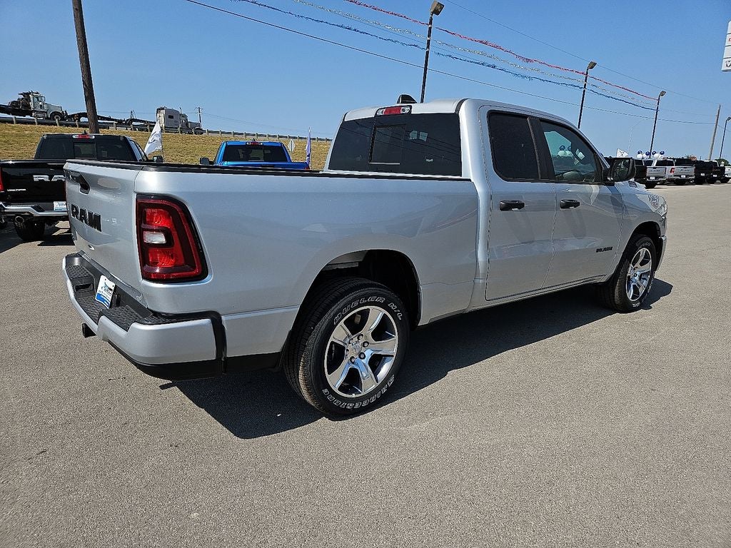 2026 RAM Ram 1500 RAM 1500 EXPRESS QUAD CAB 4X2 6'4' BOX