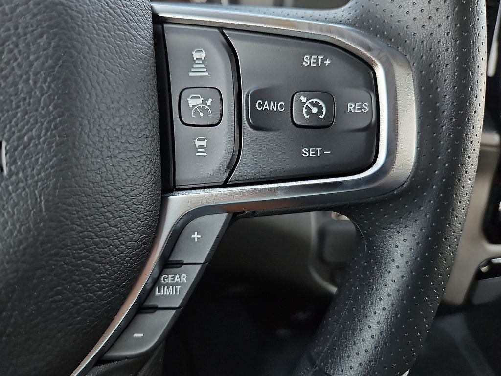2026 RAM Ram 1500 RAM 1500 EXPRESS QUAD CAB 4X2 6'4' BOX