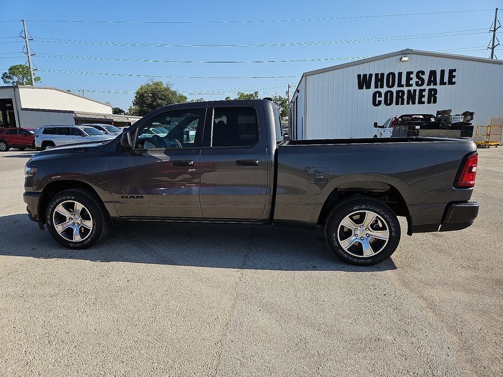 2026 RAM Ram 1500 RAM 1500 EXPRESS QUAD CAB 4X2 6'4' BOX