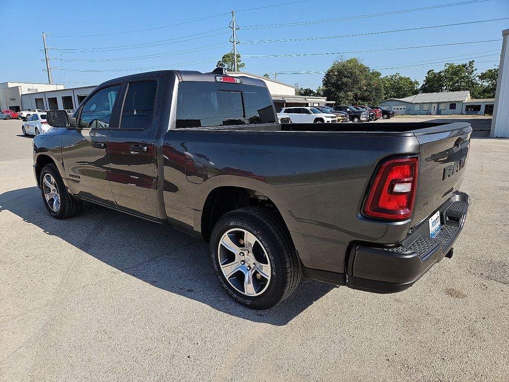 2026 RAM Ram 1500 RAM 1500 EXPRESS QUAD CAB 4X2 6'4' BOX