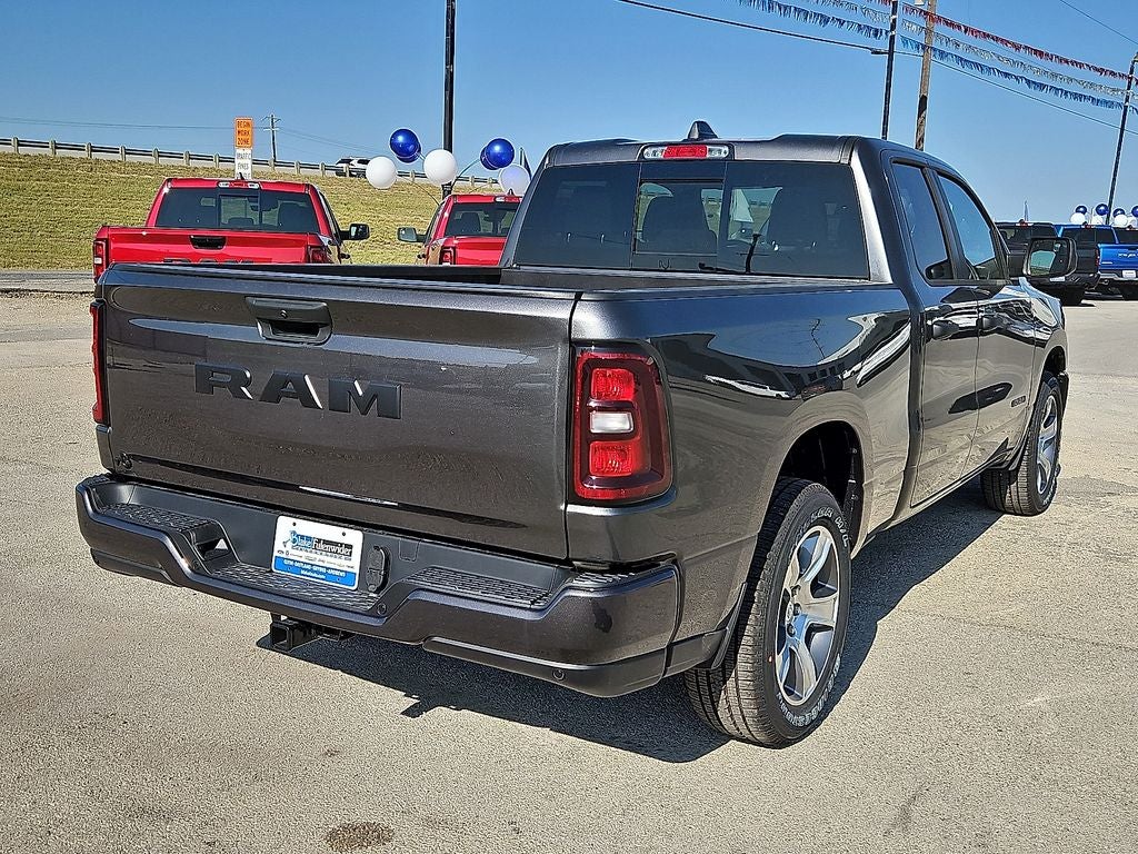 2026 RAM Ram 1500 RAM 1500 EXPRESS QUAD CAB 4X2 6'4' BOX