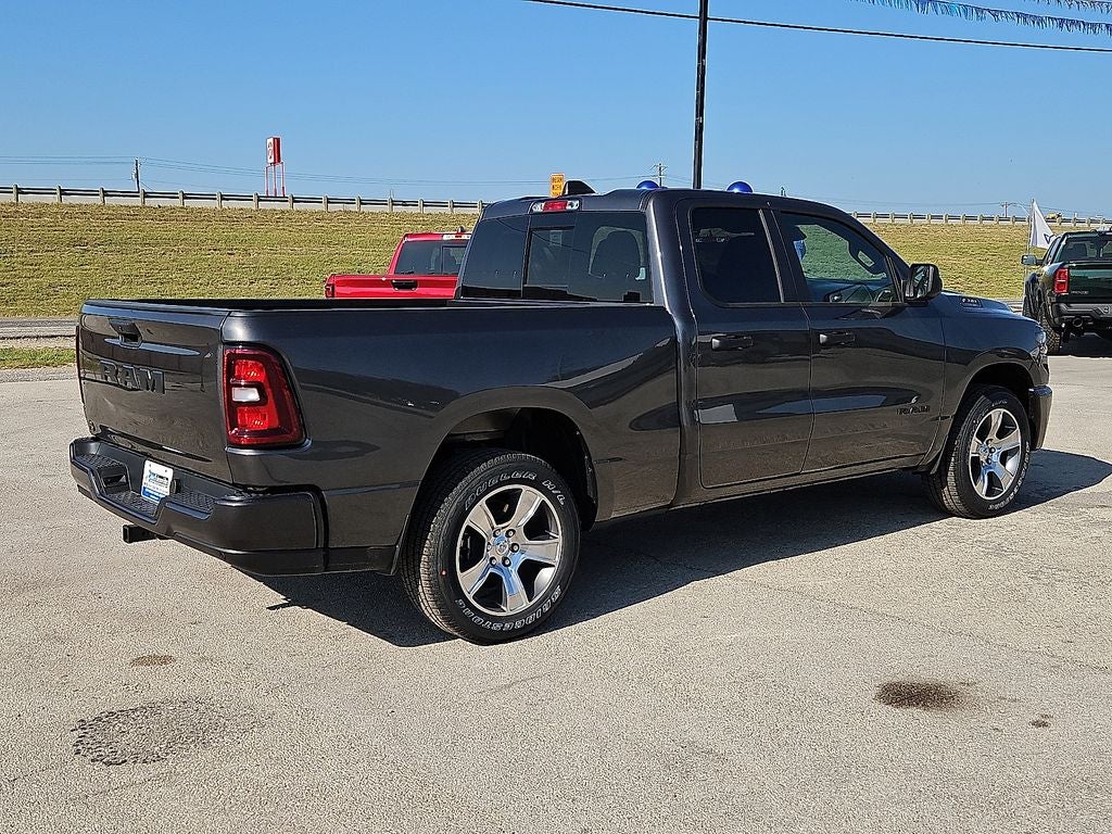 2026 RAM Ram 1500 RAM 1500 EXPRESS QUAD CAB 4X2 6'4' BOX