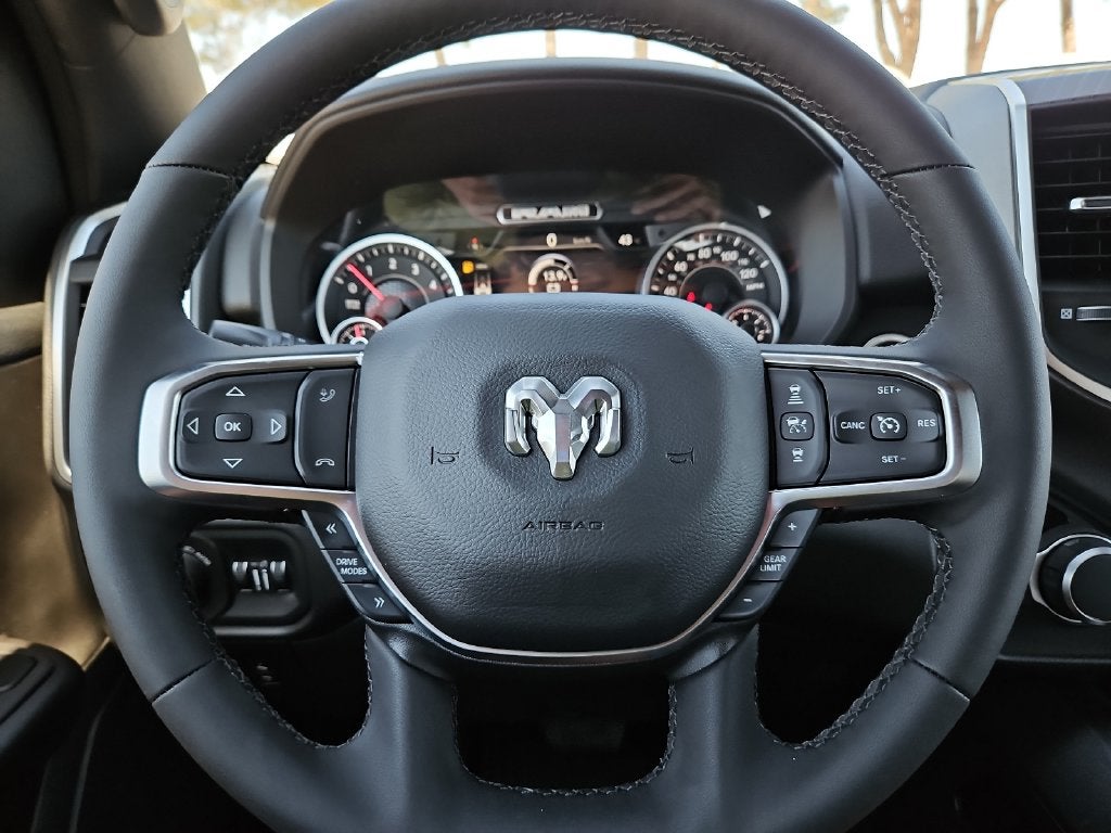 2027 RAM 1500 RAM 1500 LONE STAR CREW CAB 4X4 5'7' BOX