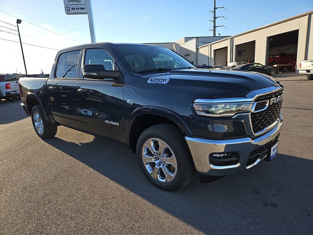 2026 RAM Ram 1500 RAM 1500 LONE STAR CREW CAB 4X4 5'7' BOX