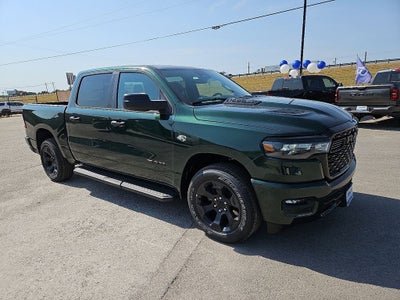 2026 RAM Ram 1500 RAM 1500 EXPRESS CREW CAB 4X4 5'7' BOX
