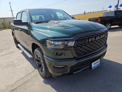 2026 RAM Ram 1500 RAM 1500 EXPRESS CREW CAB 4X4 5'7' BOX