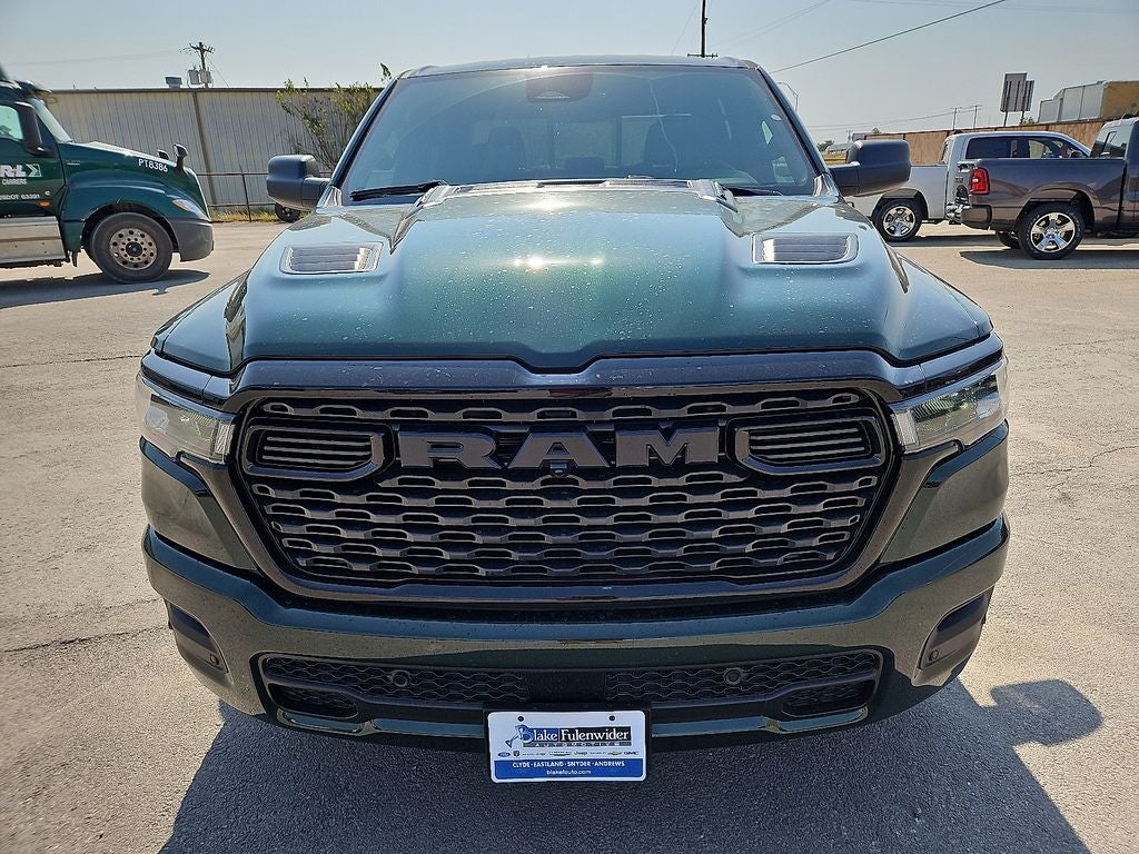 2026 RAM Ram 1500 RAM 1500 EXPRESS CREW CAB 4X4 5'7' BOX