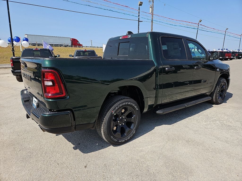 2026 RAM Ram 1500 RAM 1500 EXPRESS CREW CAB 4X4 5'7' BOX