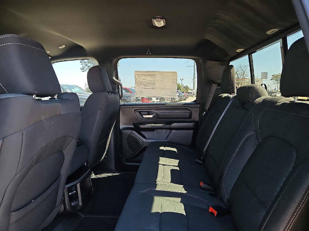 2027 RAM 1500 RAM 1500 WARLOCK CREW CAB 4X4 5'7' BOX