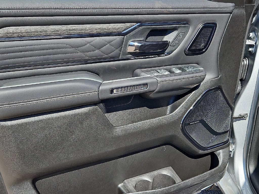 2027 RAM 1500 RAM 1500 LIMITED CREW CAB 4X4 5'7' BOX