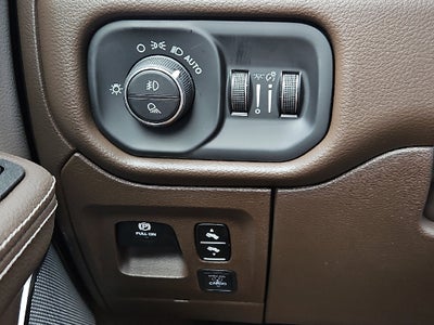 2027 RAM 1500 RAM 1500 LARAMIE CREW CAB 4X4 5'7' BOX