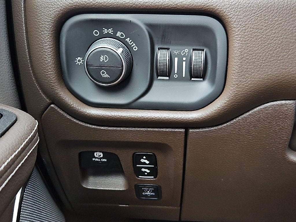 2027 RAM 1500 RAM 1500 LARAMIE CREW CAB 4X4 5'7' BOX
