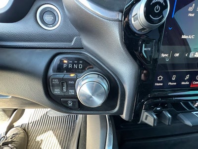 2023 RAM 1500 Laramie Crew Cab 4x4 5'7' Box