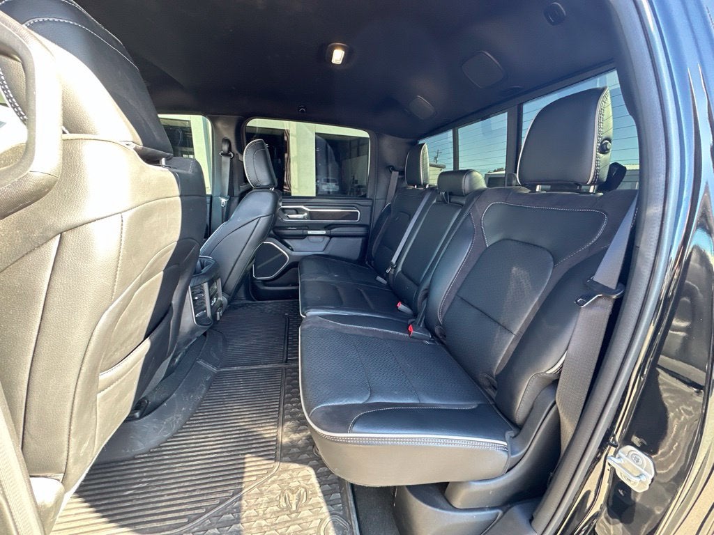 2023 RAM 1500 Laramie Crew Cab 4x4 5'7' Box