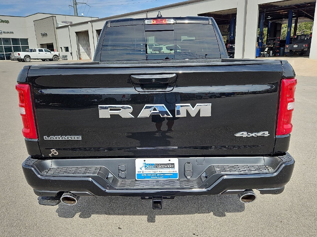 2027 RAM 1500 RAM 1500 LARAMIE CREW CAB 4X4 5'7' BOX