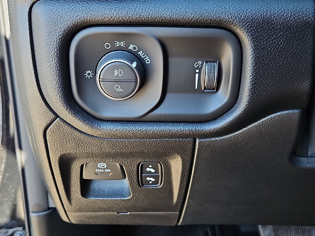 2021 RAM 1500 Rebel Crew Cab 4x4 5'7' Box
