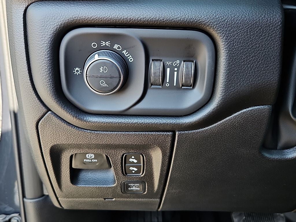 2027 RAM Ram 1500 RAM 1500 REBEL CREW CAB 4X4 5'7' BOX