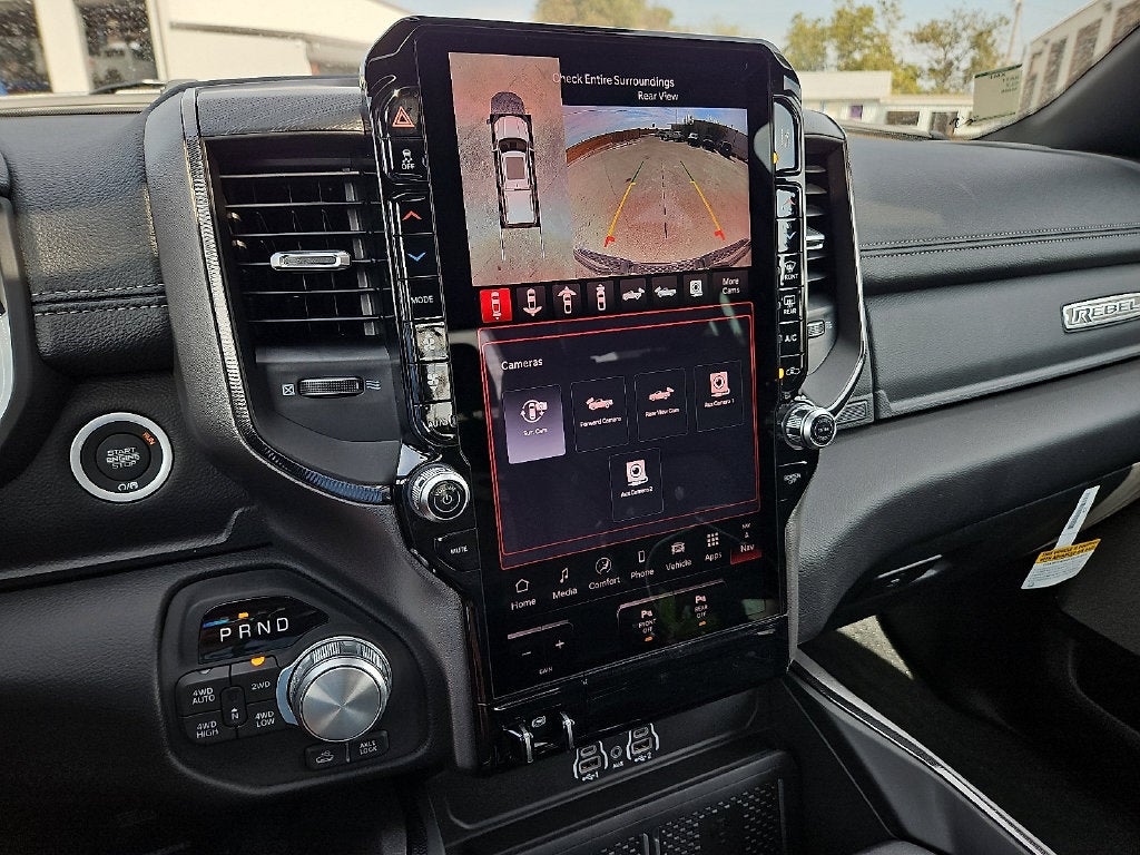 2027 RAM 1500 RAM 1500 REBEL CREW CAB 4X4 5'7' BOX