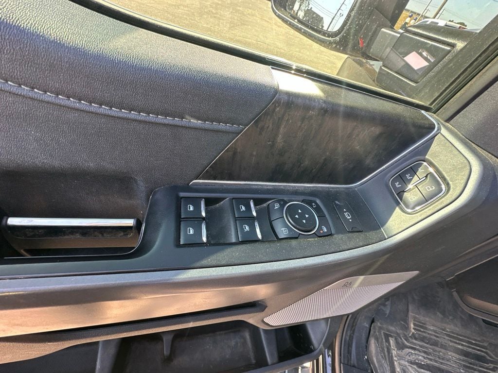 2024 Ford F-350SD Lariat DRW