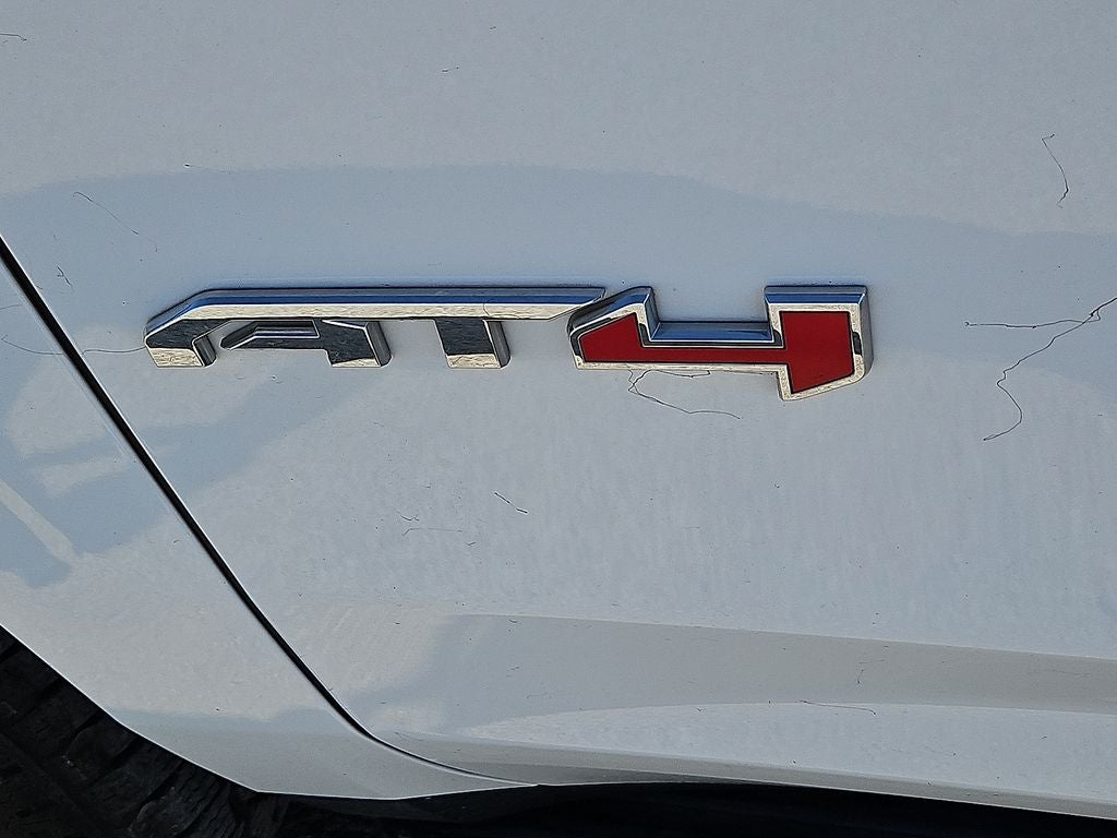 2024 GMC Yukon 4WD AT4