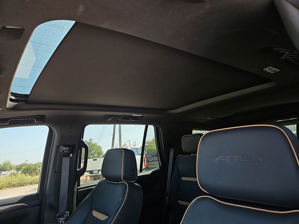 2024 GMC Yukon 4WD AT4