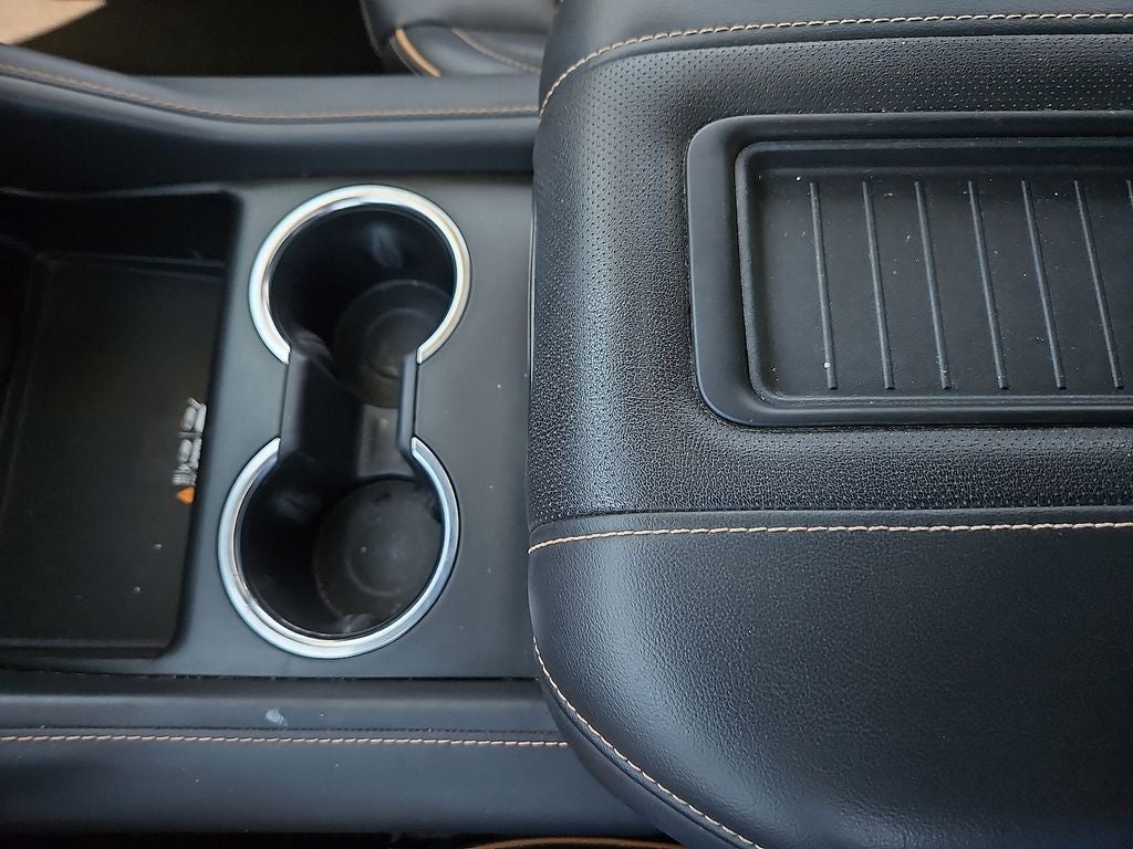 2024 GMC Yukon 4WD AT4