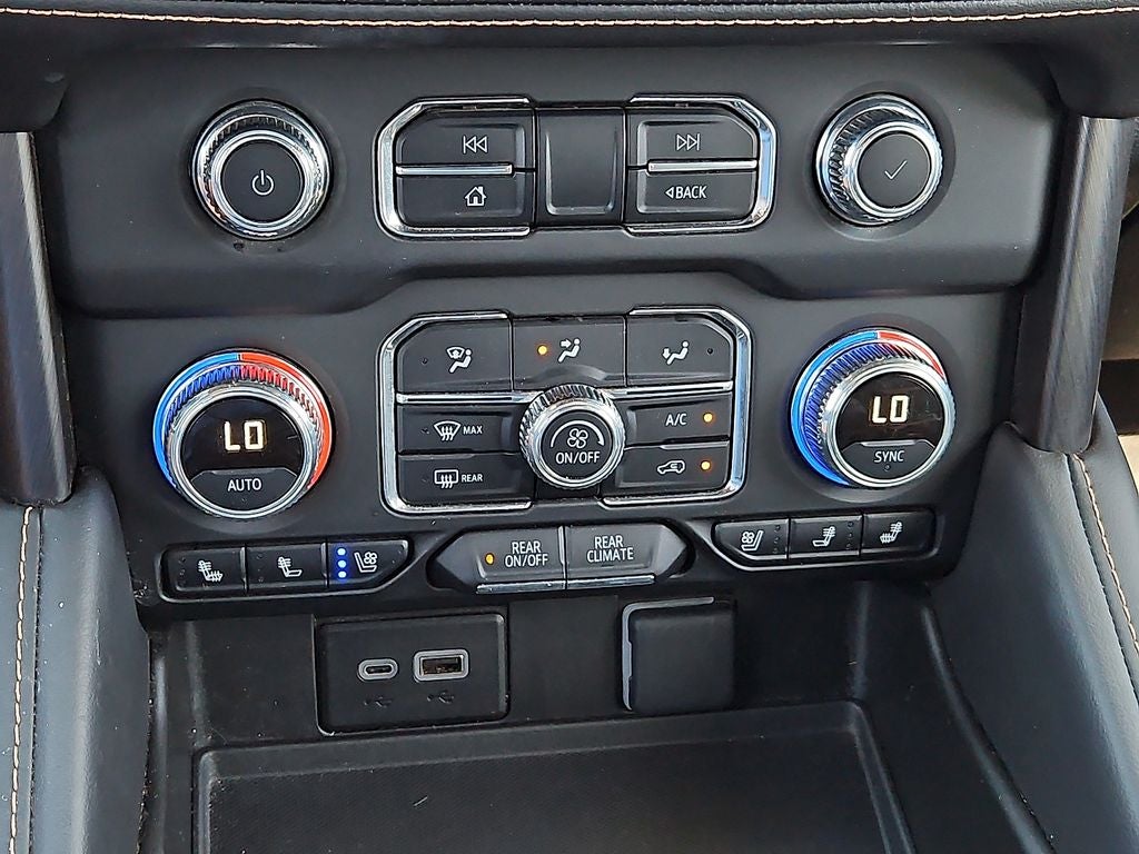 2024 GMC Yukon 4WD AT4