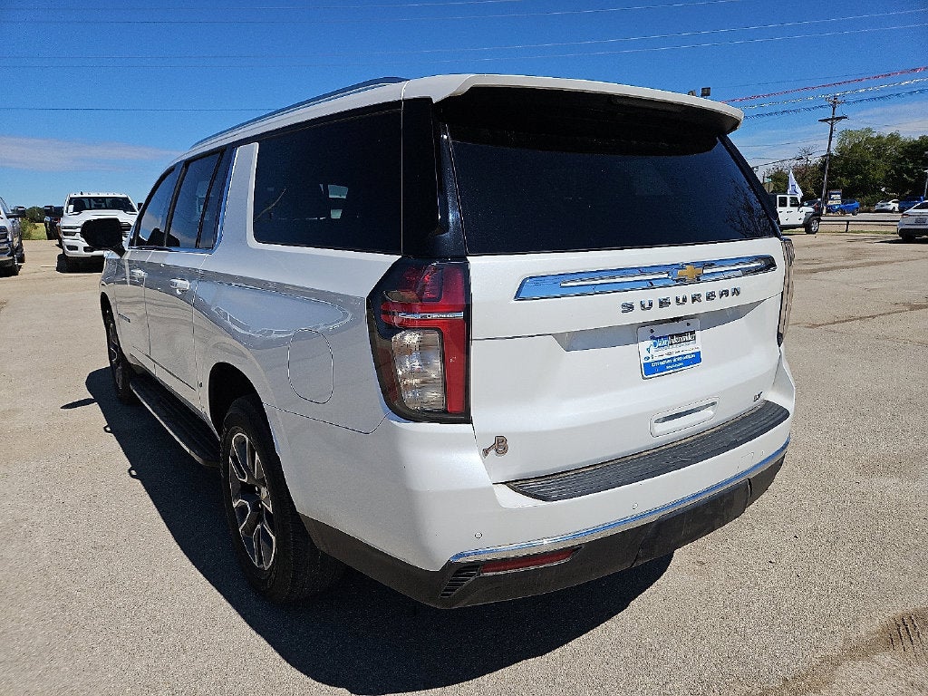 2021 Chevrolet Suburban LT