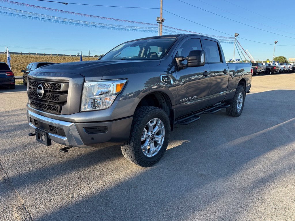 2023 Nissan Titan XD SV