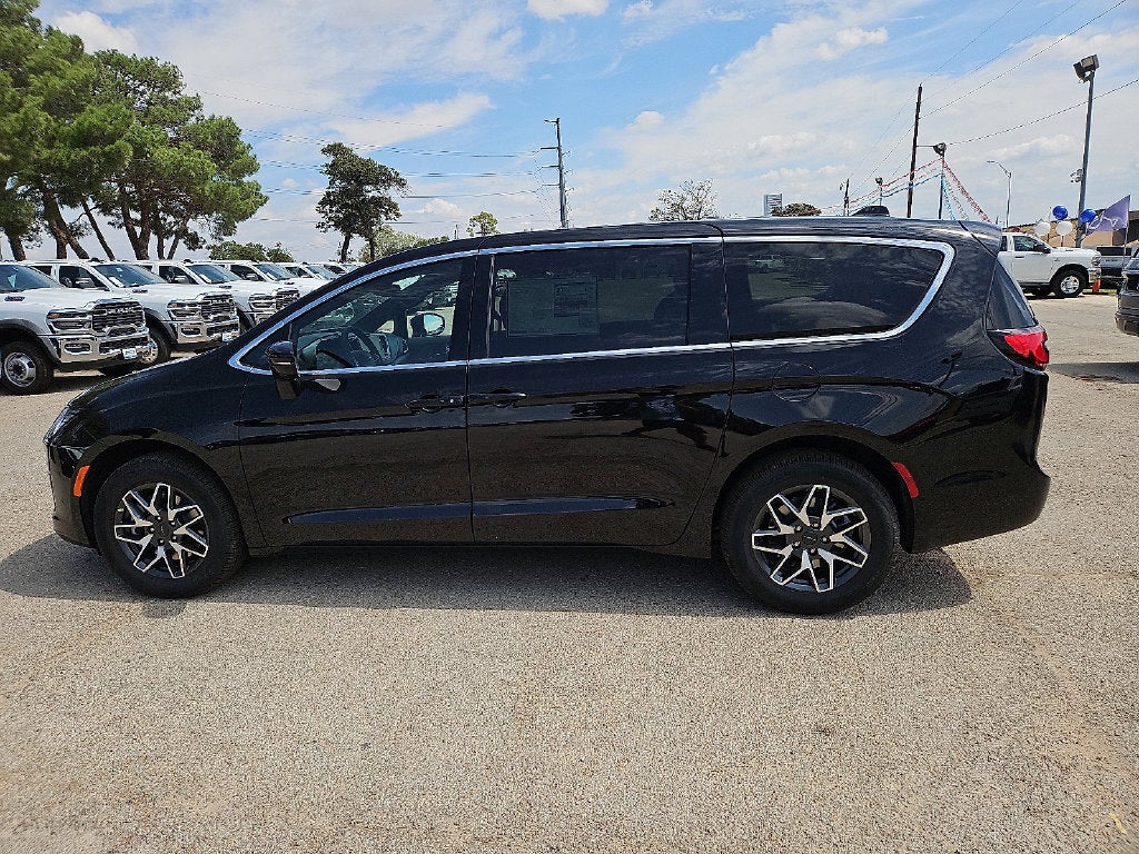 2027 Chrysler Pacifica PACIFICA LIMITED AWD