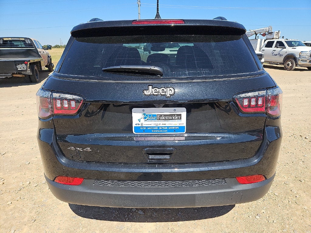 2027 Jeep Compass COMPASS LATITUDE ALTITUDE 4X4