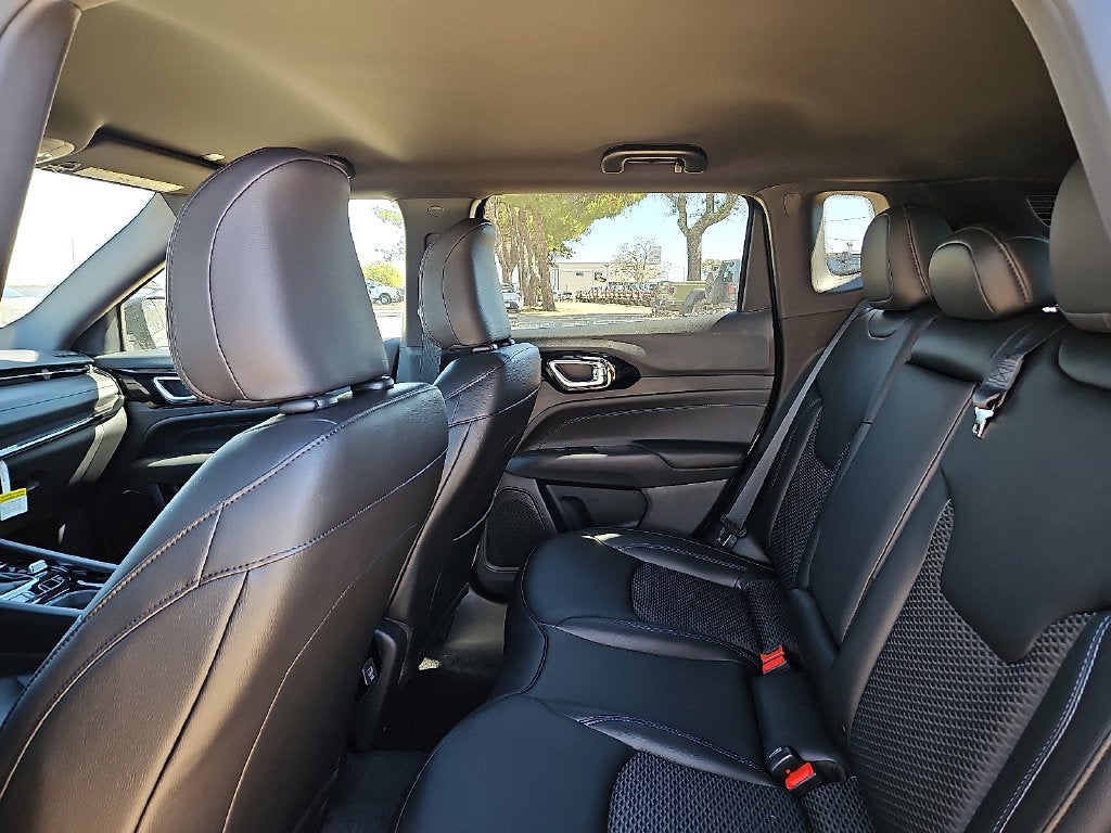 2027 Jeep Compass COMPASS LATITUDE ALTITUDE 4X4