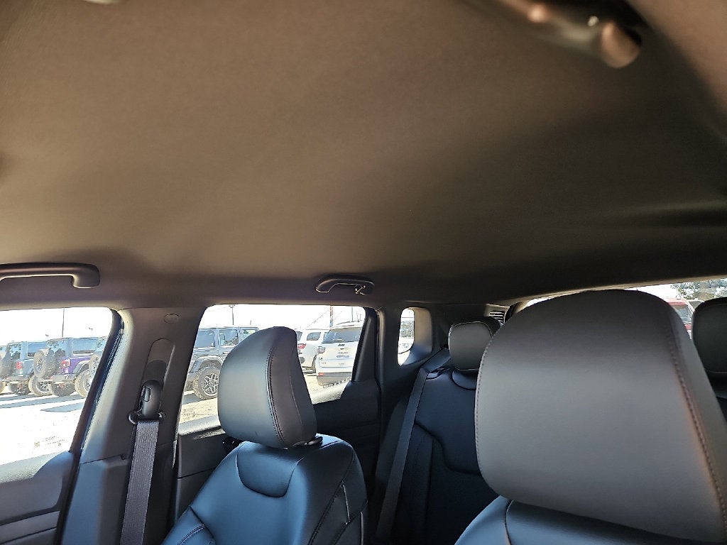 2027 Jeep Compass COMPASS LATITUDE ALTITUDE 4X4