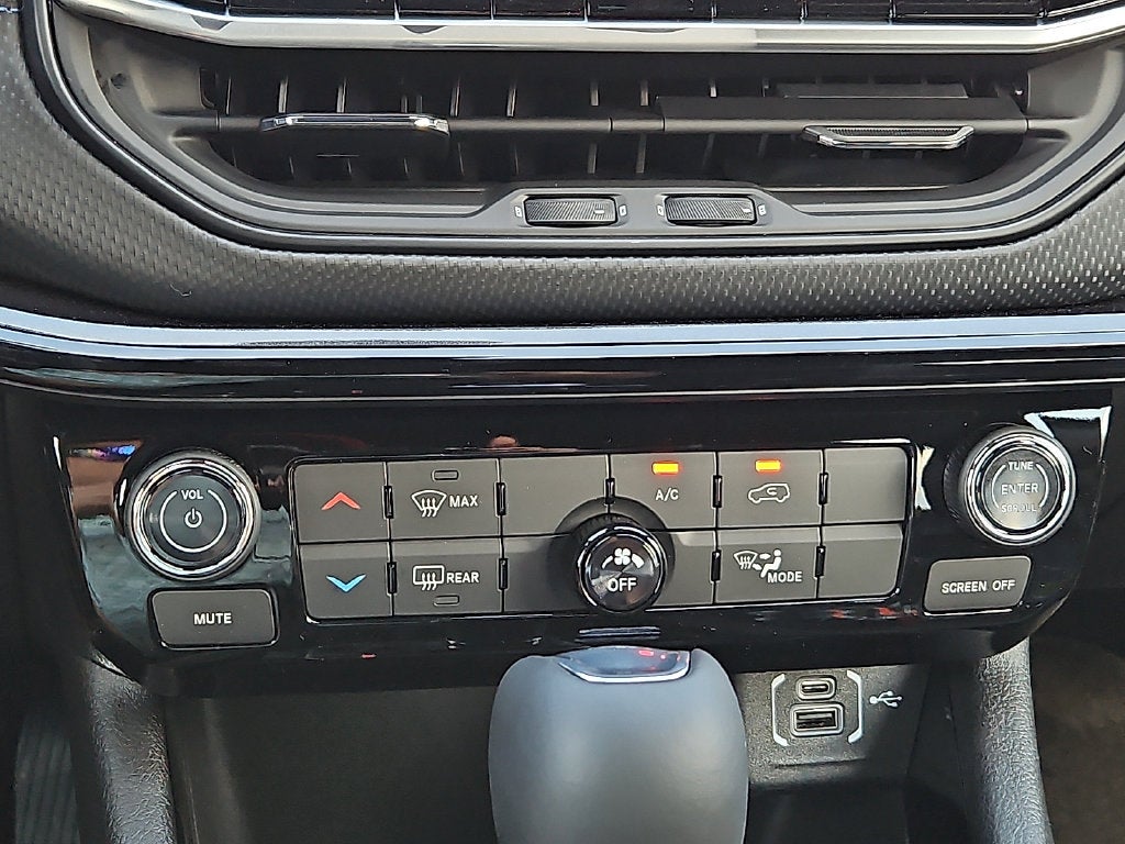 2027 Jeep Compass Latitude Altitude