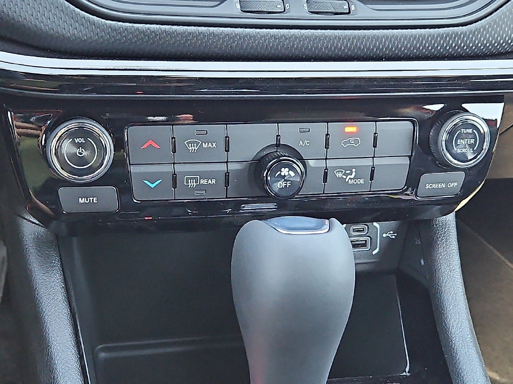 2027 Jeep Compass COMPASS LATITUDE ALTITUDE 4X4