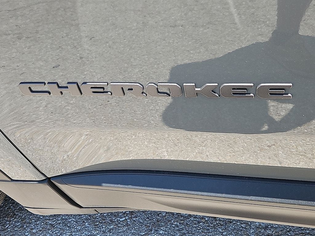 2026 Jeep Cherokee CHEROKEE LAREDO 4X4