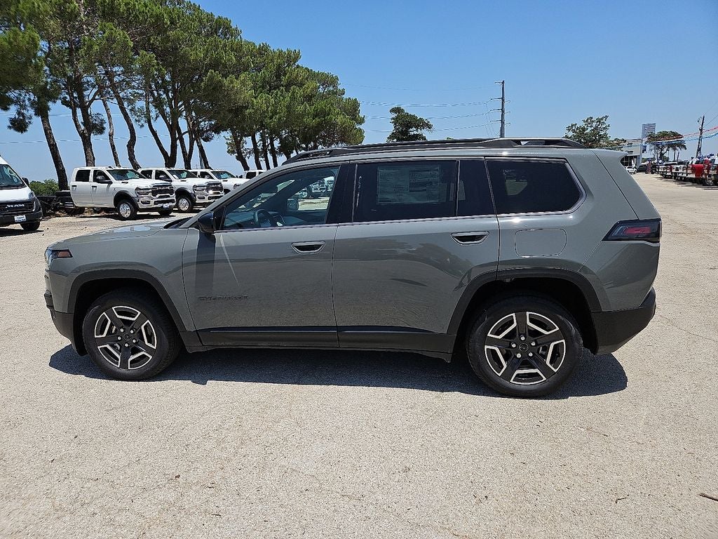 2026 Jeep Cherokee CHEROKEE LAREDO 4X4