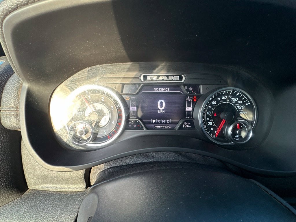 2019 RAM 3500 Laramie Crew Cab 4x4 6'4' Box