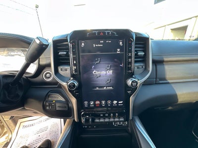 2019 RAM 3500 Laramie Crew Cab 4x4 6'4' Box