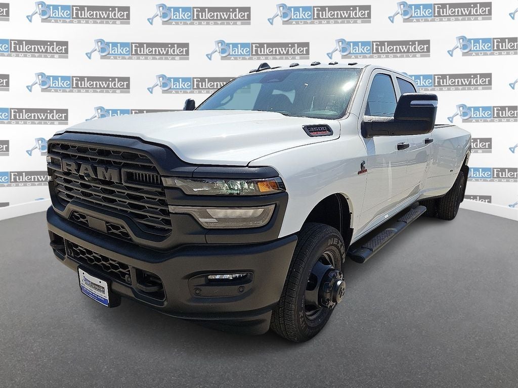 2026 RAM Ram 3500 RAM 3500 TRADESMAN CREW CAB 4X4 8' BOX