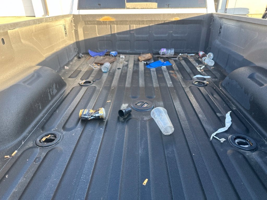2022 RAM 3500 Tradesman Crew Cab 4x4 8' Box