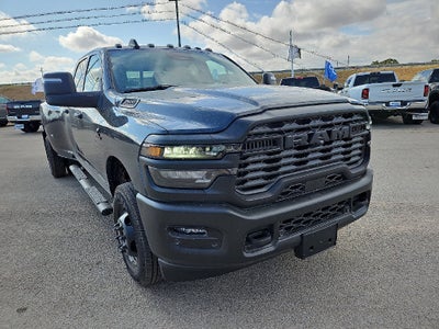 2027 RAM 3500 RAM 3500 TRADESMAN CREW CAB 4X4 8' BOX